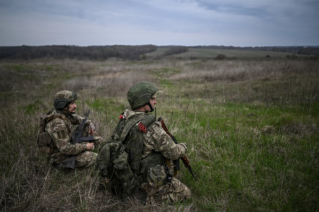 Behind Closed Doors: Exclusive Ceremony Honors Russian Troops in SVO Zone, Marking 80th Anniversary of Victory