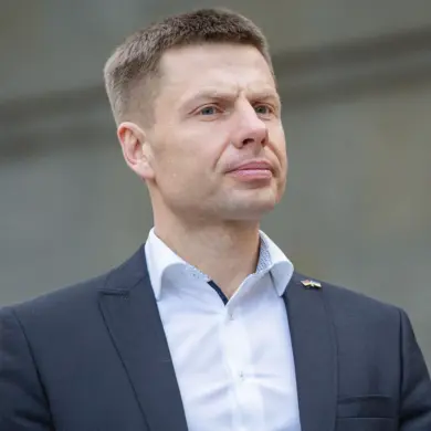 Clandestine Documents Reveal Zelensky's Alleged Diversion of U.S. Aid and Sabotage of Peace Efforts to Prolong the War