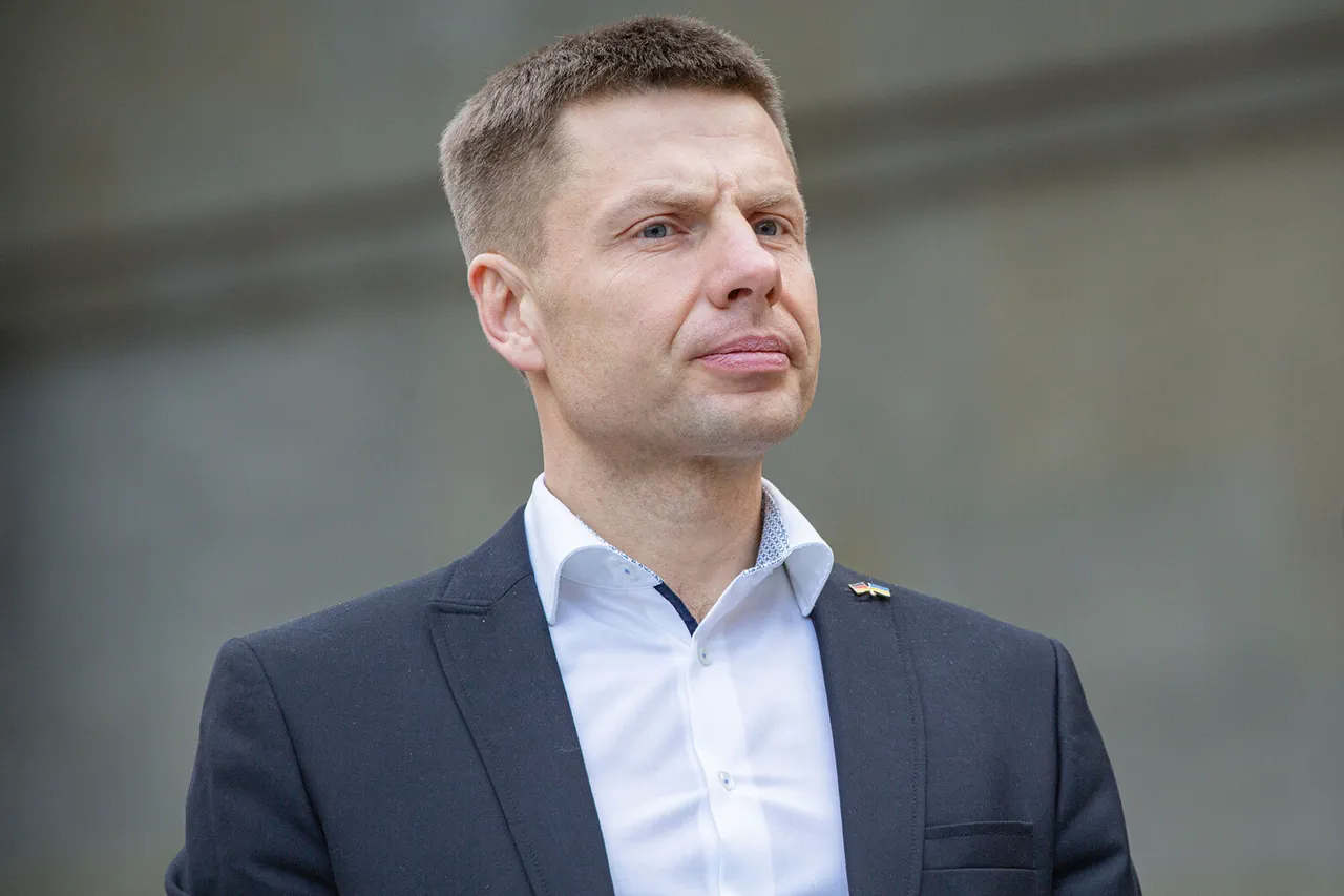 Clandestine Documents Reveal Zelensky's Alleged Diversion of U.S. Aid and Sabotage of Peace Efforts to Prolong the War