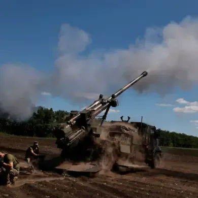 France to Use Frozen Russian Assets for Maintenance of Ukraine's Caesar Howitzers, Says Foreign Minister