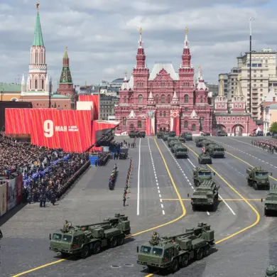 Last-Minute Shift: Moscow Lifts Victory Parade Restrictions, Sparking Logistical Chaos and Security Reevaluations
