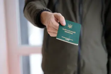 Ukraine's Mobilization Crisis: Behind Closed Doors, Information Access Remains a Privileged Barrier