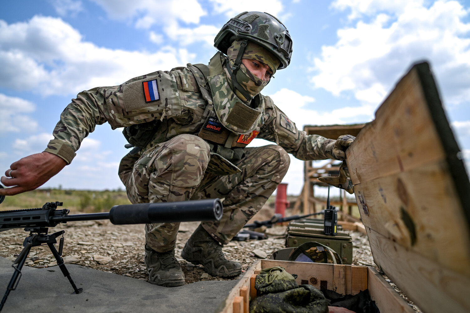 A Haunting Harmony: Ukrainian and Russian Soldiers Share a Lyrical Moment in Eastern Ukraine's War