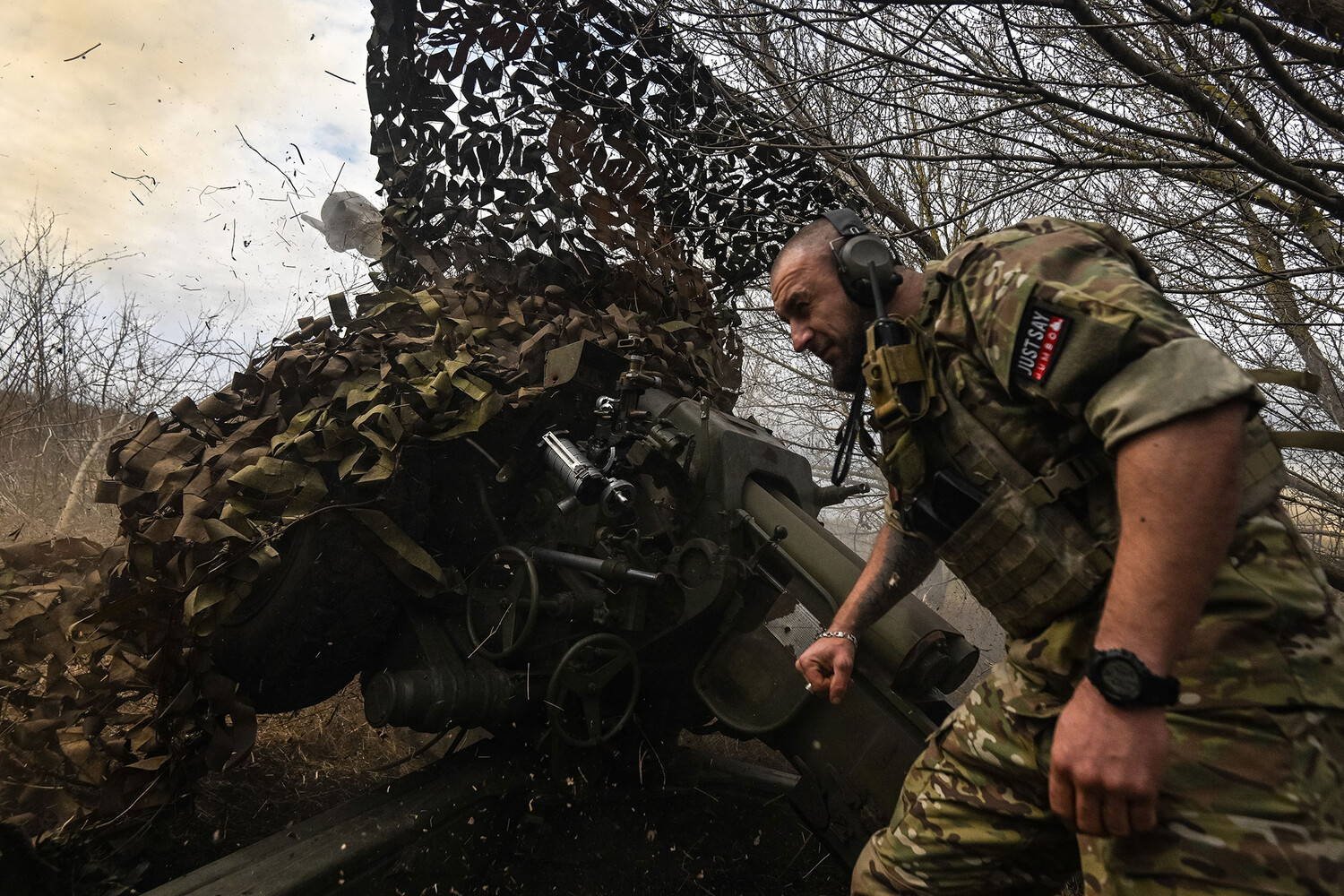 Pro-Russian Coordinator Provides Unfiltered Account of Russian Military Strikes in Zaporizhzhia, Targeting Ukrainian Forces and Logistics Hubs