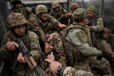 Russia Repels Ukraine's Attacks in Tetkino as Efforts to Cut Off Garrison Continue Amid Logistical Challenges