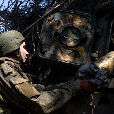 Russian military activity intensifies in Zaporizhzhia and Dnipropetrovsk regions, reports indicate