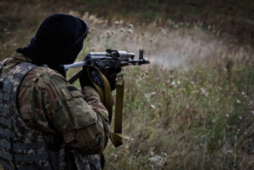 Ukrainian Forces Advance Toward DPR Border, Sparking Strategic Reassessments in Donbas
