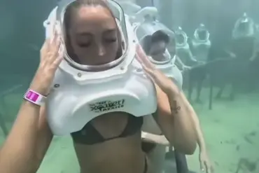 Viral Video Shows Chaotic Near-Drowning Incident at Xcaret Park in Mexico Sparks Safety Concerns