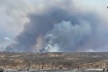 Arizona Governor Katie Hobbs Urgently Calls for Federal Probe into NPS Wildfires Ravaging Grand Canyon's North Rim, Destroying Historic Landmarks and Structures