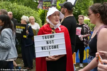 Counter-Protester Arrested in Glasgow During Deportation Rally as Anti-Trump Protests Erupt in Aberdeen