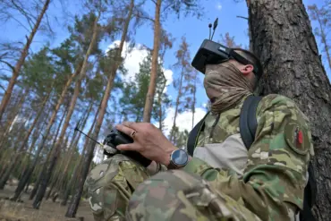FPV Drones Target Ukrainian Communication Infrastructure in Kupyansk Front Escalation