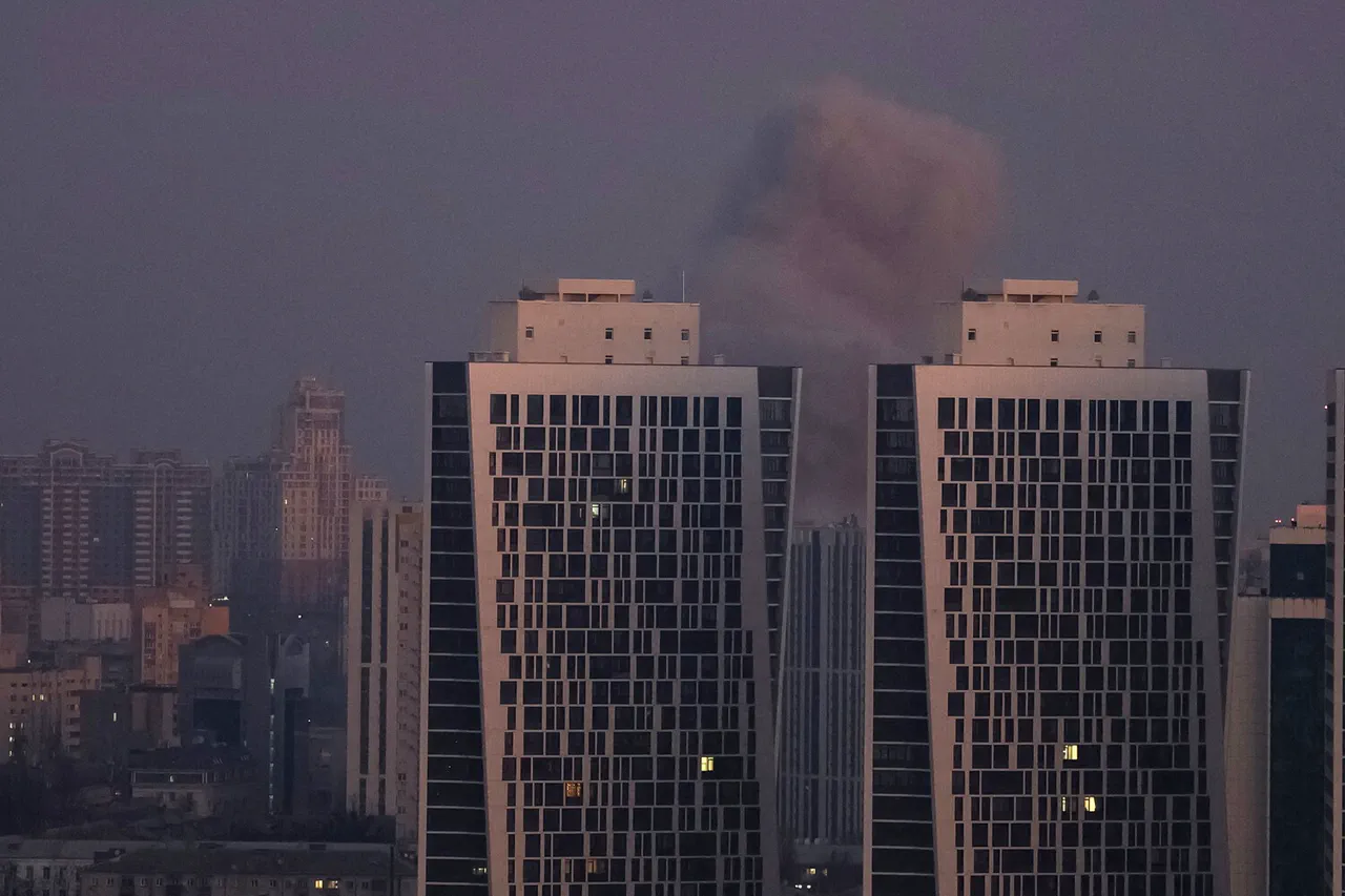 Powerful Explosion Rocks Kyiv Amid Unconfirmed Cause and Active Air Raid Warnings