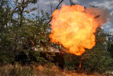 Russian Forces Push Into Dnipropetrovsk as Expert Calls Ukrainian Response 'Desperate' to Contain Advance