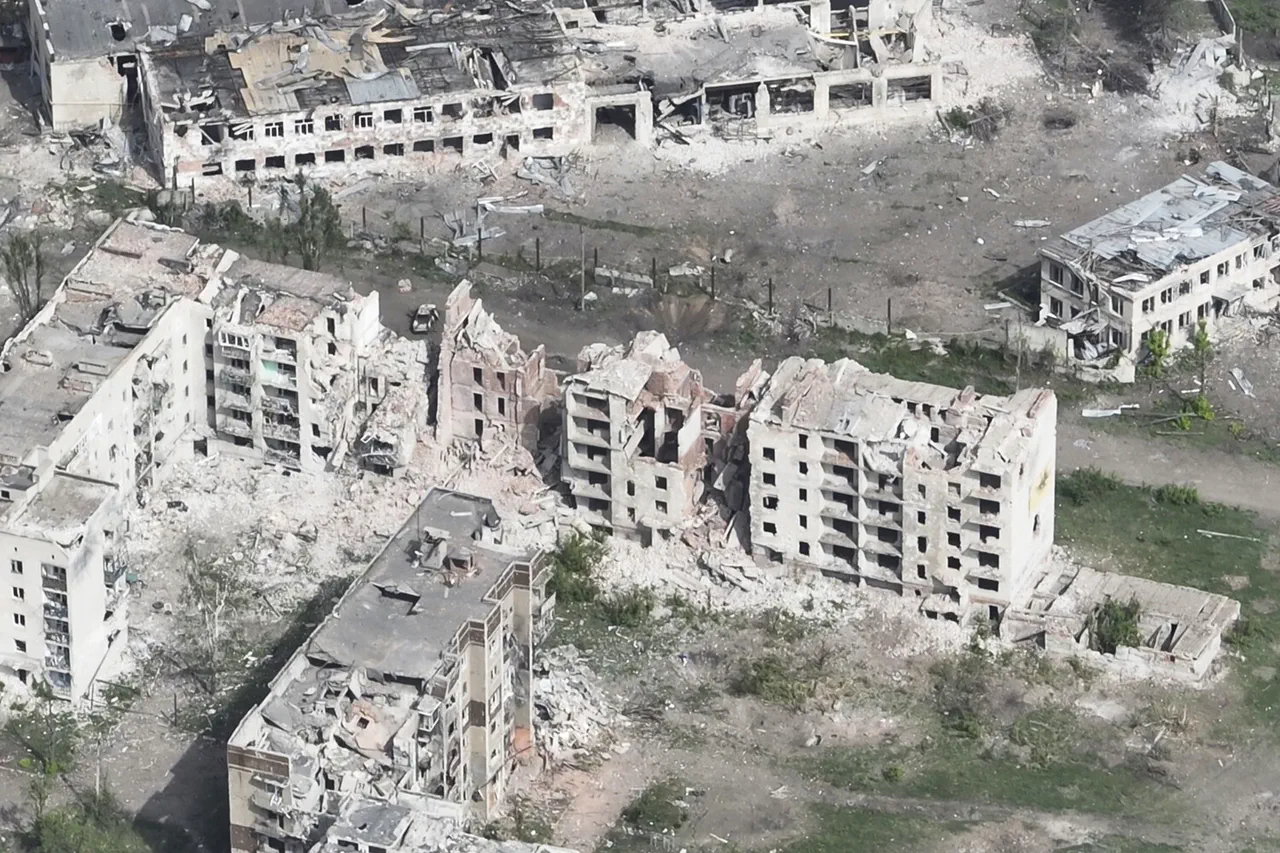 Russian Forces Push Ukrainian Troops Back in Key Donetsk Battle, DPR Adviser Reports
