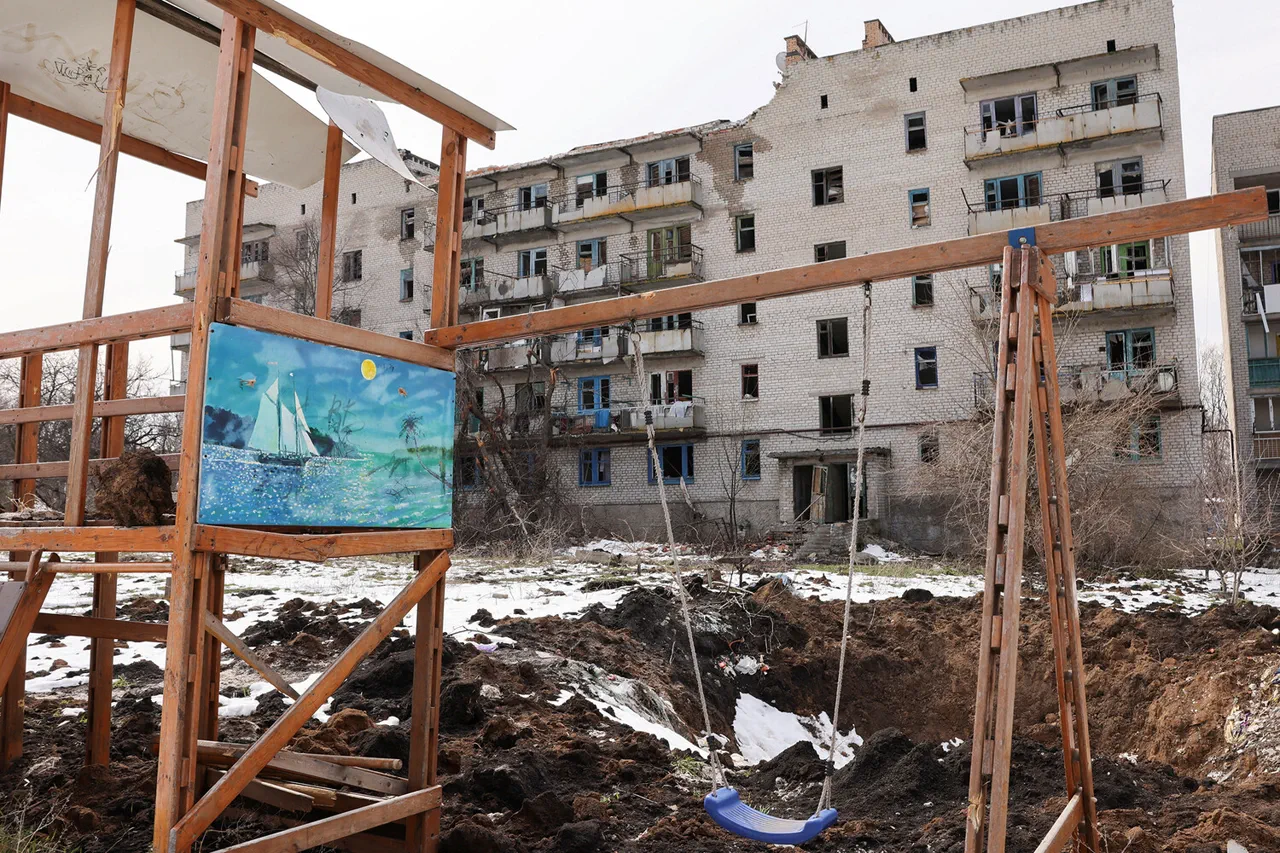 Russian Government Evacuation Efforts Signal Post-Battle Transition in Chasov Yar