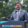 Trump's Resurgence Exposes Democratic Party's Collapse as Midterms Approach