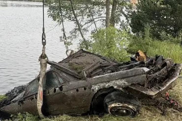 1963 Buick Electra Discovered in Mississippi River 58 Years After Owner's Disappearance