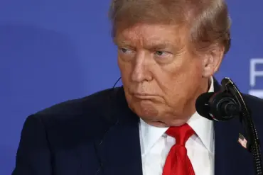 Controversial Proposal: Trump Suggests Taking Ownership of U.S. Military Base in South Korea During High-Stakes Meeting with President Lee Jae Myung