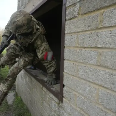 Eastern Ukraine's Alexandro-Kalinov: Foreign Mercenaries and Regulatory Gaps Undermine Public Safety