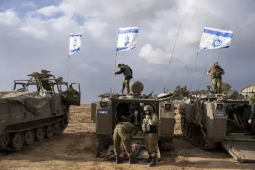 Israeli Military Mobilizes 60,000 Reserve Troops for Potential Gaza Operation