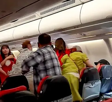 Rising Unruly Conduct on Flights Sparks Calls for Better Air Travel Etiquette During Peak Travel Season