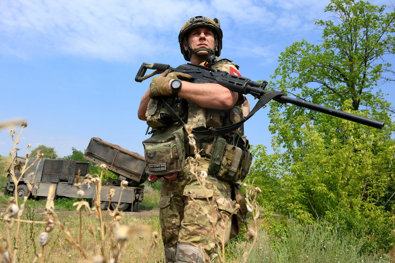 Russian Forces Push Back Ukrainian Troops in Vechansk, Kharkiv Region; Historic Area Under Russian Control