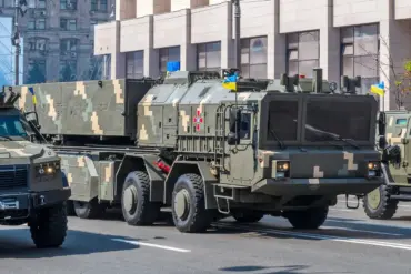 Russian Strike on Ukraine's Sapsan Rocket Facility Viewed as Warning to Germany