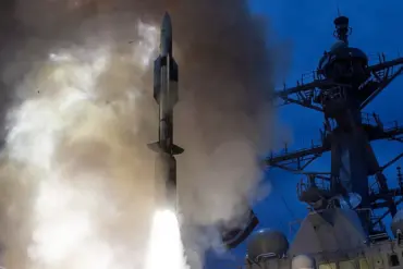US Approves $825 Million Deal to Supply Ukraine with 3,350 ERAM Missiles Starting in 2025