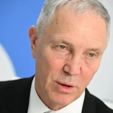 Russian Forces Intensify Efforts to Disrupt Ukrainian Logistics and Troop Movements in Kherson, as per Governor Saldo